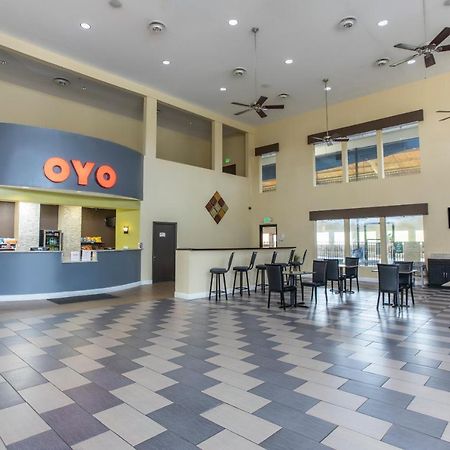 Oyo Hotel Knoxville Tn Cedar Bluff I-40 Exterior photo